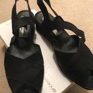 Andre Assous Woman's Black Shoes Size 10M